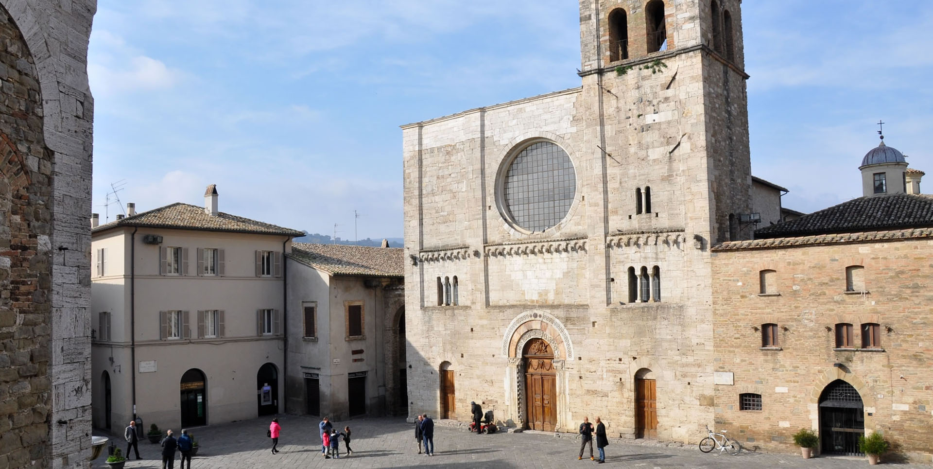 Church San Michele Arcangelo Bevagna en www.umbriatourism.it