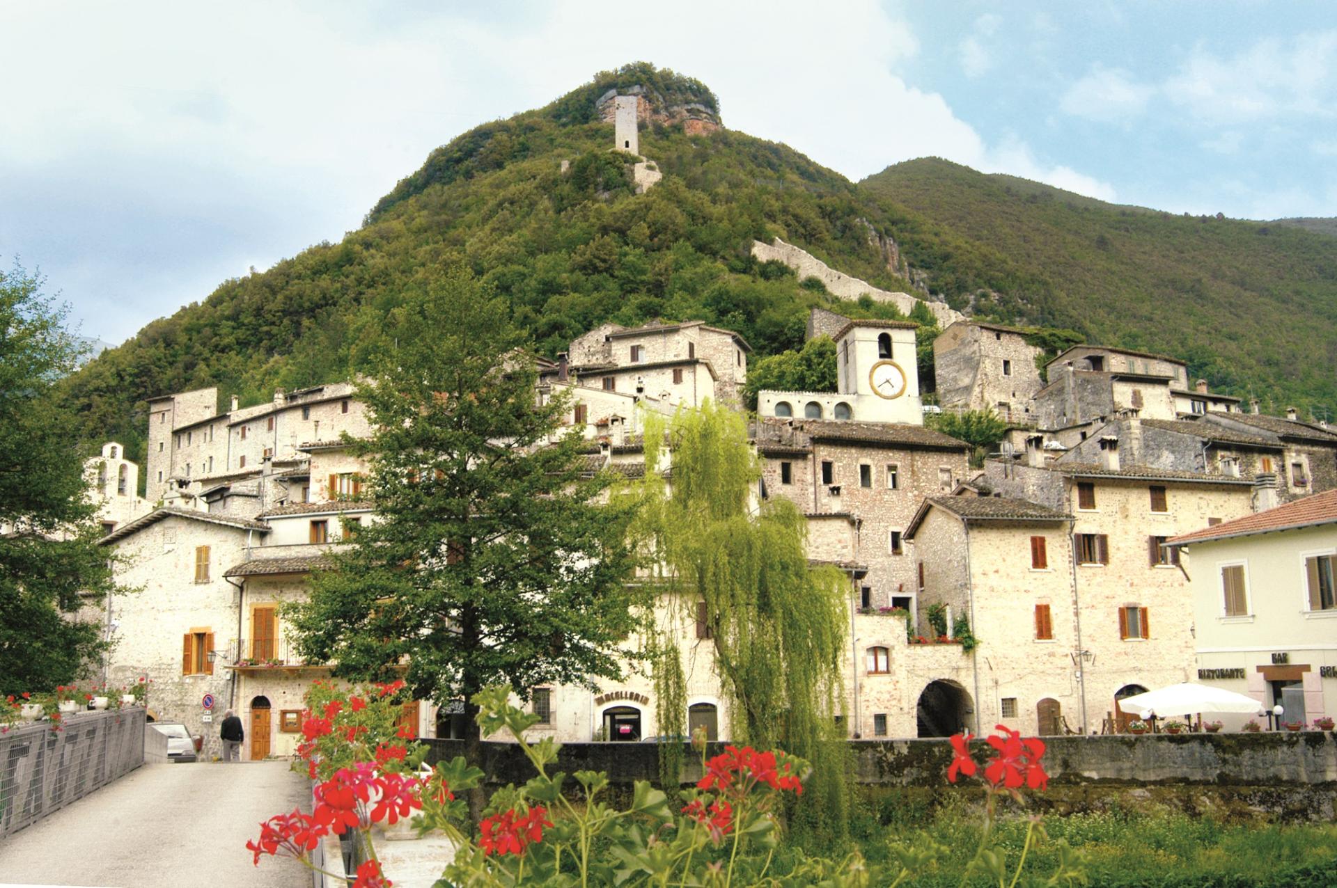 Titolo: Castello di Scheggino