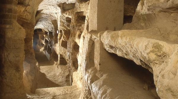  Catacomb of Villa San Faustino 