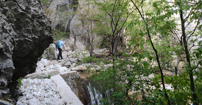 Immagine: The Rio Freddo gorge