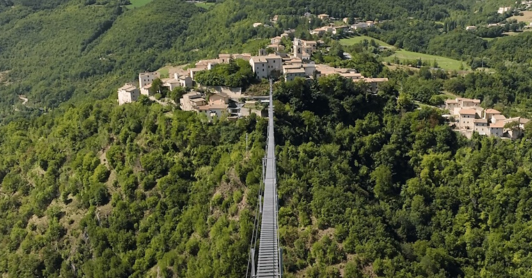 Tibetische Hangebrucke